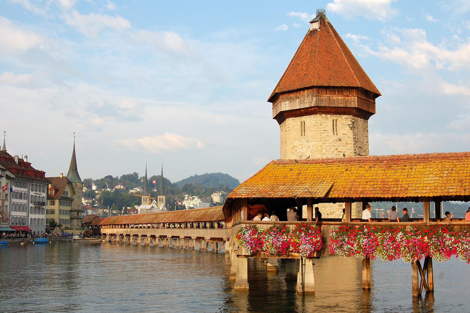 Lucerne City Tour + Chocolate