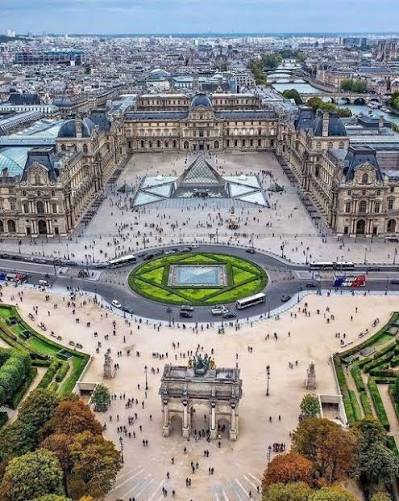 Louvre Museum