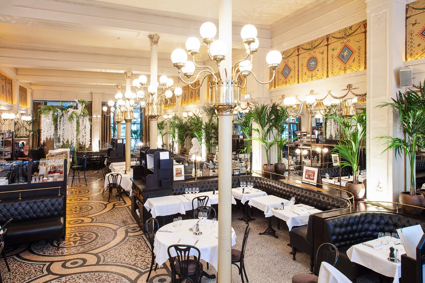 Le Grand Colbert