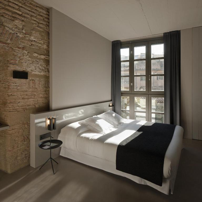 Caro Hotel