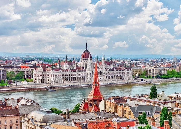 Bratislava & Budapest Day Trip